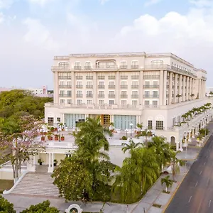 Hotel Fiesta Americana