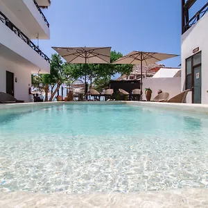 4* Hotel Hau Holbox, Oceanfront Boutique